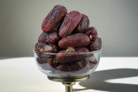 Amber Dates – “The Royal Date